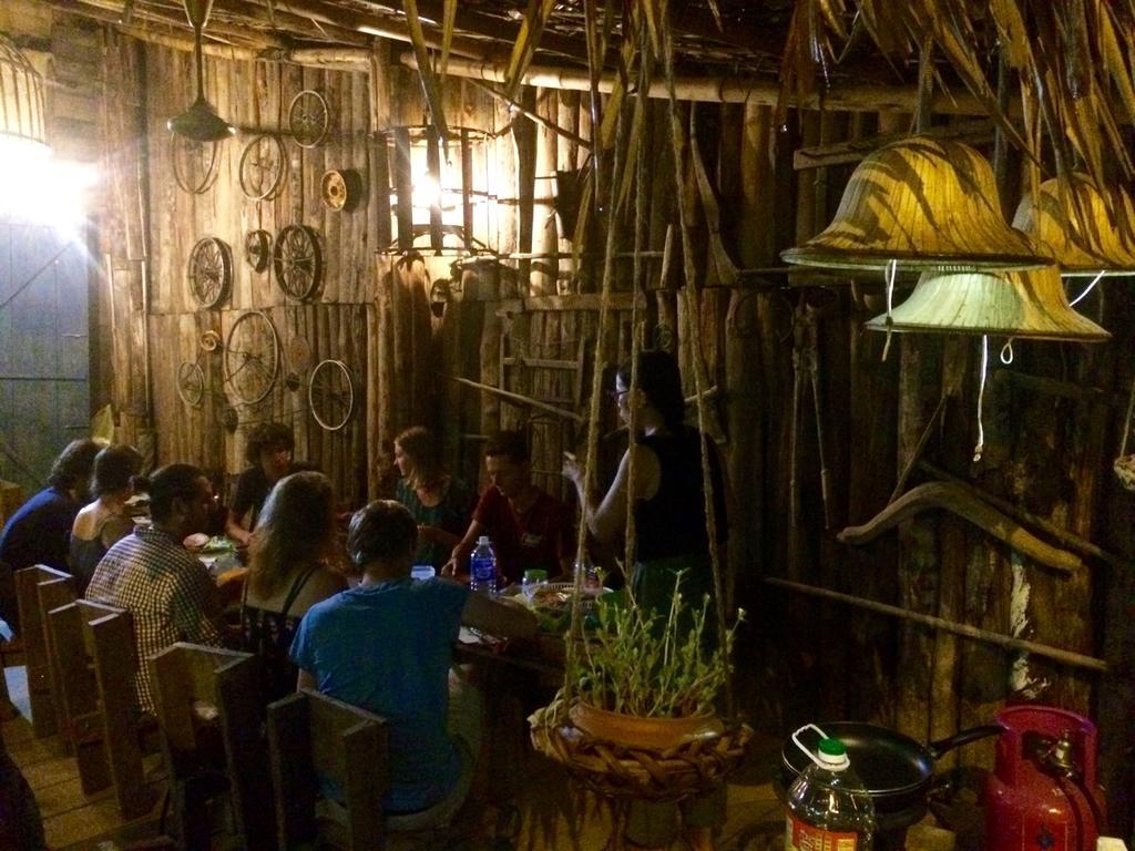 Nguyen Shack - Phong Nha Central Town Eksteriør bilde